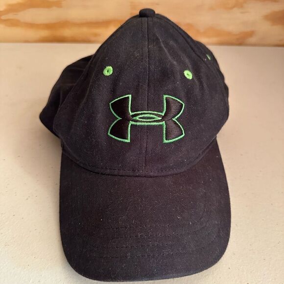 Under Armour Hat - Picture 1 of 4